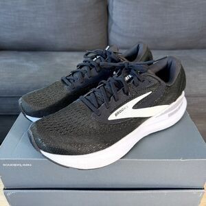 Brooks Adrenaline GTS 24 Black White 1104371D087 Running Shoes Men’s Size 14